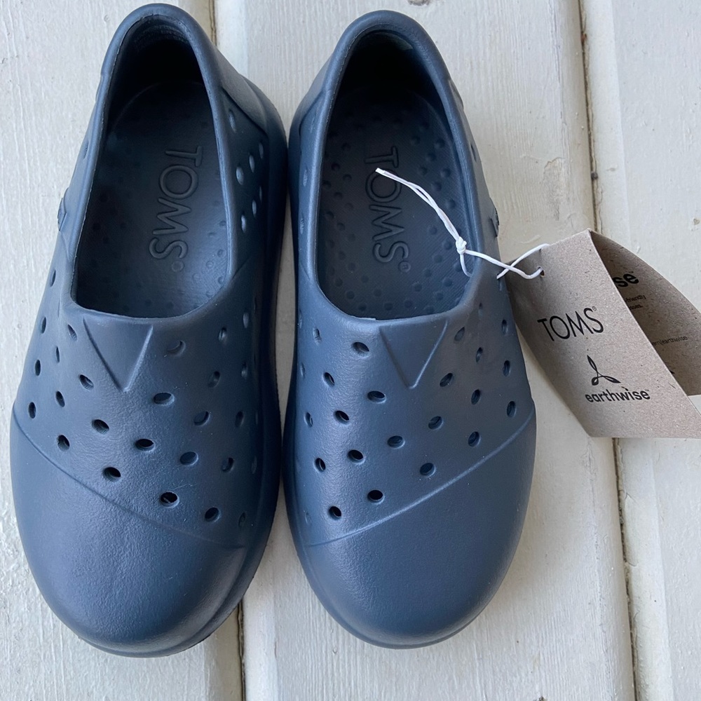 10T NEW Toms Kids Shoes